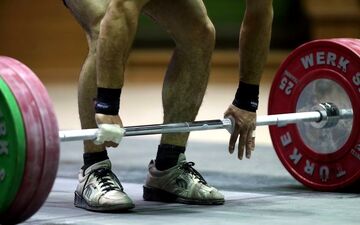 دو وزنه بردار نیروی زمینی در صدر قرار گرفتند 