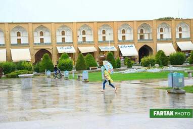 میدان نقش جهان اصفهان- باران