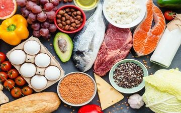 مبتلایان به کرونا چه خوراکی هایی مصرف کنند؟