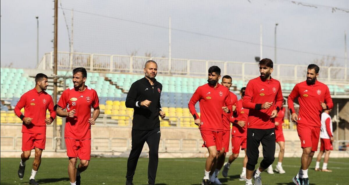پرسپولیسی‌ها با جیب خالی در دربی/ خبری از افزایش روحیه نیست!
