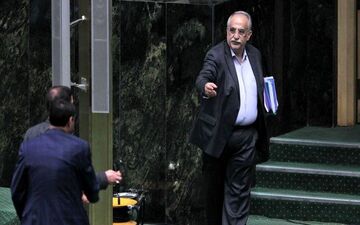  کرباسیان از همراهی دولت دوازدهم باز ماند