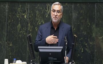 وزیر بهداشت: ایران در میان ۱۰ کشور اول مبارزه با کرونا قرار دارد
