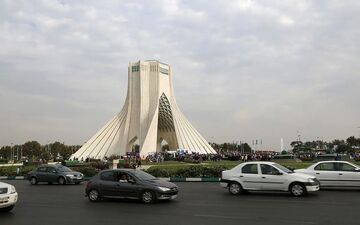 
خبر مهم برای پایتخت‌نشینان/محدودیت‌های ترافیکی امروز در میدان آزادی 