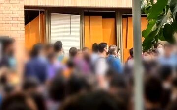 اخراج دو دانشجوی دانشگاه تهران به دلیل آتش‌زدن پرچم ایران در ناآرامی‌های اسفند ماه