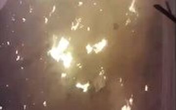 شدت سانحه سقوط هواپیمای اوکراینی از دوربین مداربسته یک کارگاه مبل‌سازى