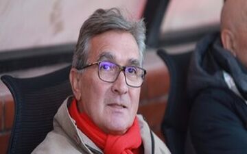 مشکلات ارزی علیه تداوم پرسپولیس/تیم های خصوصی با دست باز به دنبال برانکو

