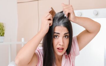 علل اصلی سفید شدن موها چه هستند؟| آیا می‌توان موهای سفید شده را دوباره سیاه کرد؟
