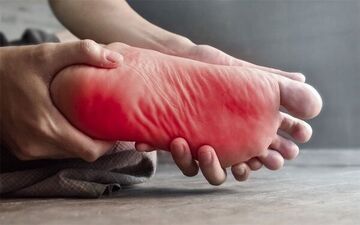 داغی کف پا در شب نشانه ابتلا به این بیماری است