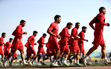 ویرا باید بدون بازیکنان جدید به مصاف آلومینیوم اراک برود