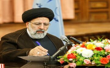 رییسی: به احتکار کنندگان اقلام بهداشتی و دارویی رحم نکنید