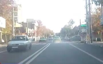تردد تاکسی عجیب و دودزا در سطح شهر! + فیلم