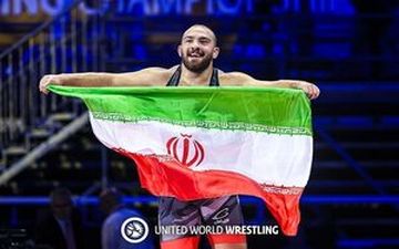 امیرحسین زارع راهی نیمه نهایی مسابقات جهانی کشتی شد