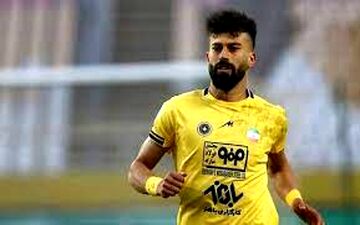 یک تیم قطری مدافع پرسپولیسی ملی‌پوش را هوایی کرد 