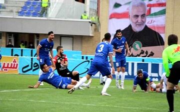 کارشناسی داوری دیدار پرسپولیس – گل گهر سیرجان ؛ از پنالتی سوخته تا گل ناسالم