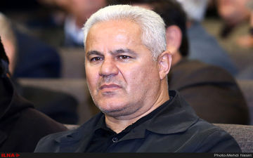 خبرناگوار برای آقای گل پرسپولیس/ فرشاد آقای گل عزادار شد!
