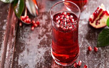 مزایای شگفت انگیز آب انار