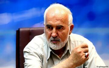 احمد توکلی: نمایندگان از مردم عذرخواهی کنند
