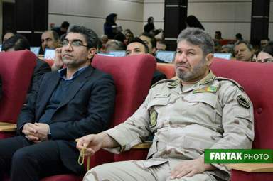 تجلیل از صادر کنندگان برتر در اتاق بازرگانی،صنایع و معادن استان کرمانشاه به روایت تصویر