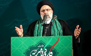 
فوری/ مشهد به‌پا خاست