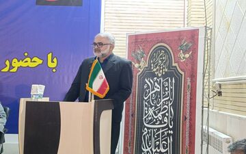 

 لزوم توسعه معابر بخش ماهیدشت برای تسهیل تردد زائرین عتبات عالیات



