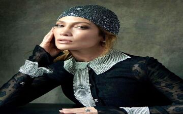  غوغای استایل جدید خواننده معروف| ترندترین استایل‌های سال ۲۰۲۳ +عکس