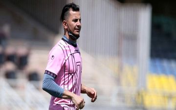 باشگاه ماشین سازی: با دروازه‌بان بداخلاق پرسپولیس برخورد کنید