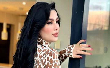 دنیا جهانبخت از لامبورگینی خود رونمایی کرد! | شغل واقعی دنیا جهانبخت چیست ؟ + ویدئو