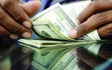 جزئیات قاچاق ارز 7 هزارتومانی توسط یک کارمند دولت