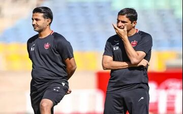 وحید با چهره‌ ماتم زده هنوز سرمربی پرسپولیس است!