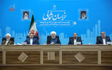 روایت عجیب روحانی از مبارزه با ملخ‌های مهاجم در ۱۲ استان کشور!