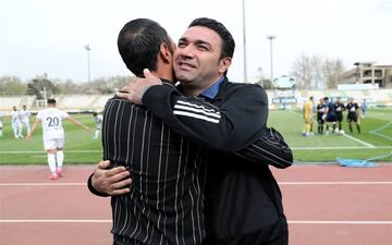 آشتی‌کنان عنایتی و نکونام 