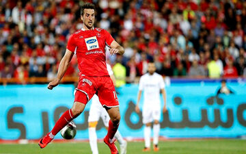 مهاجم پرسپولیس باشگاه را تهدید کرد
