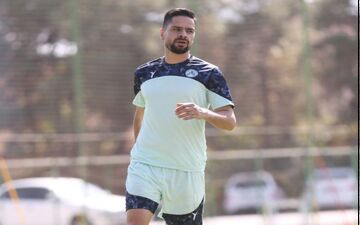 جدایی اجباری کاپیتان سابق پرسپولیس از میادین
