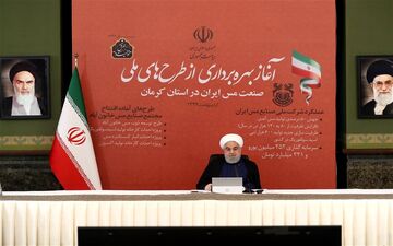 روحانی: کرونا هنوز وجود دارد/مردم دستورالعمل‌ها را مراعات نکنند ابتلا بالا می‌رود
