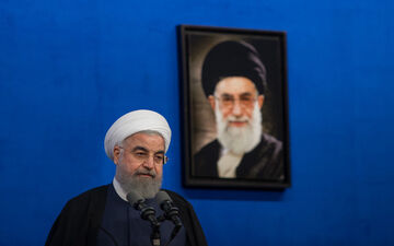 وزارت دفاع سازنده موشک های راهبردی است/قرار نیست با تخریب عده ای از میدان خدمت خارج شویم