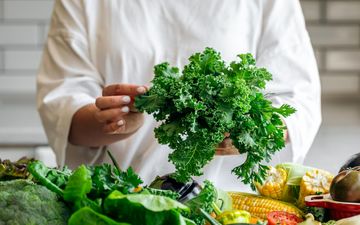 چربی شکم را با خوردن این سبزی‌ها آب کنید