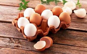 تخم مرغ را چه مدت می توان بیرون از یخچال نگه داشت؟