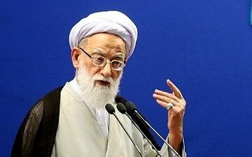 انقلاب اسلامی نگذاشت گردن‌کشان دنیا به هدف‌شان برسند