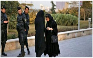 گشت ارشاد مردانه هم برپا کنید!