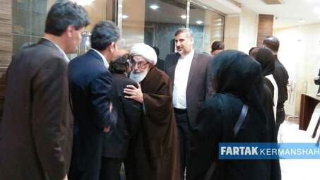 مراسم چهلمین روز درگذشت مادر پرفسور میرجلال الدین کزازی