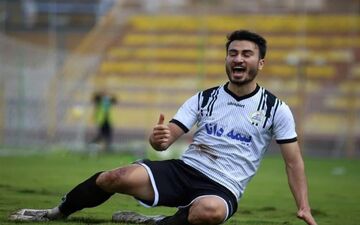 بازیکن لیگ برتری ساز جدایی کوک کرد