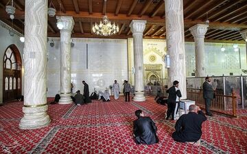 اذان سوزناک صبح ۱۹ رمضان از محل ضربت خوردن حضرت علی (ع)