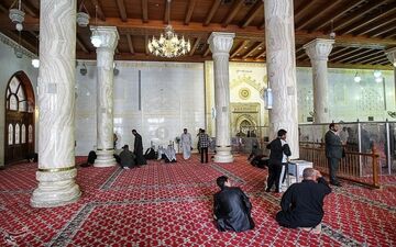 اذان سوزناک صبح ۱۹ رمضان از محل ضربت خوردن حضرت علی (ع)