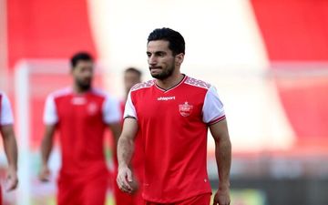 پیشنهاد میلیاردی و باورنکردنی تیم صنعتی به ستاره پرسپولیس