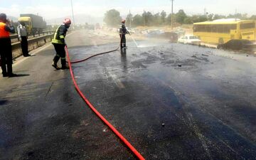 واژگونی خودرو حمل سوخت در مسیر کرمانشاه ماهیدشت