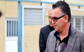 زنوزی: اسم همه تیم‌ها را بگذارند پرسپولیس!