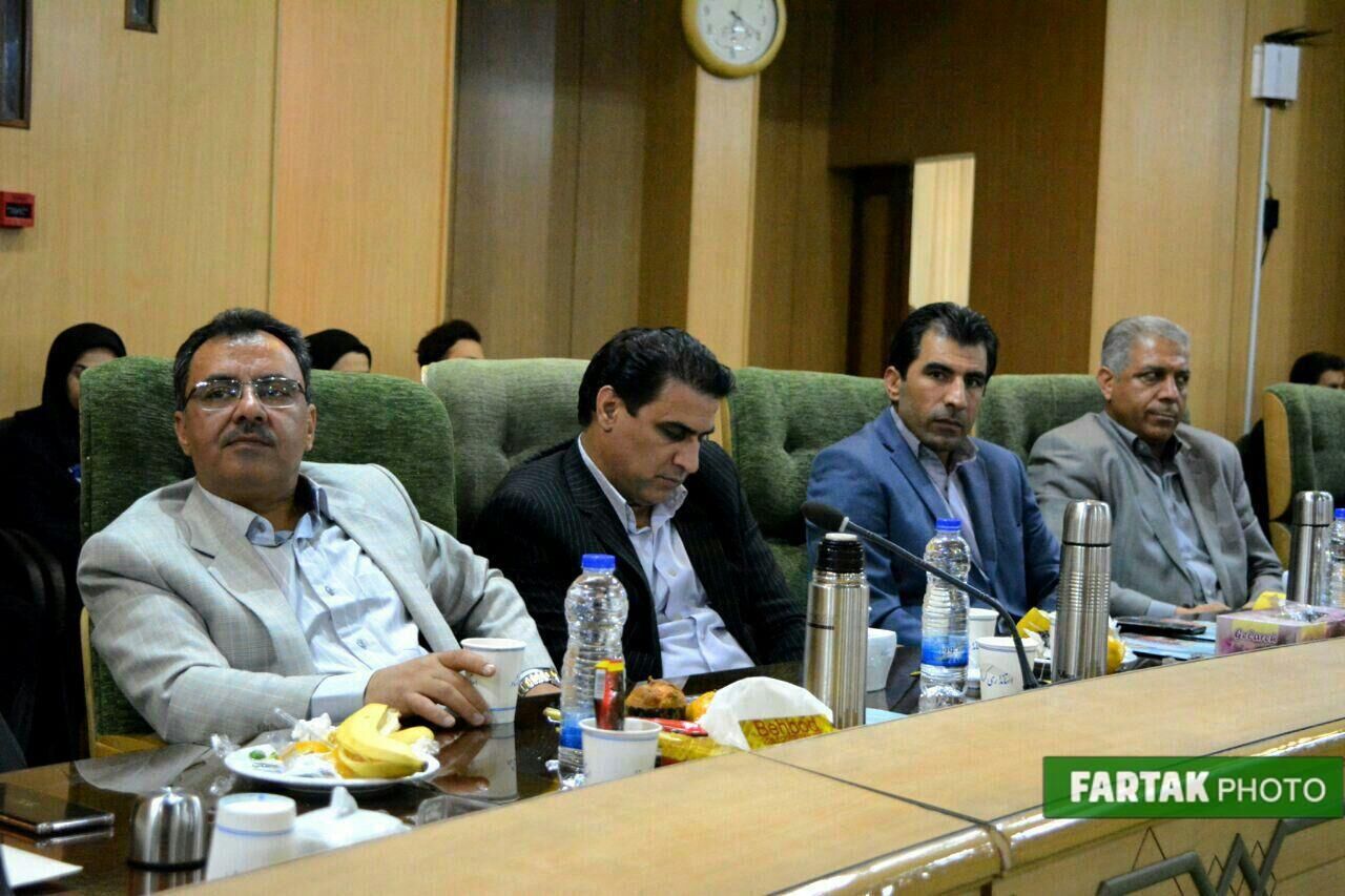 اختصاصی / شصت و چهارمین اجلاس مجمع مشورتی روسای شوراهای اسلامی کلانشهرها و مراکز استان ها به روایت تصویر