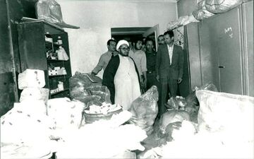 ۲۰ قاچاقچی بزرگ مواد مخدر به حکم خلخالی تیرباران شدند