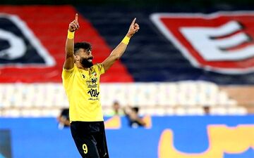 رضاییان در سپاهان ماندنی شد
