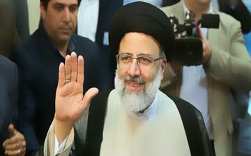 آیت الله رئیسی در انتخابات ثبت نام کرد
